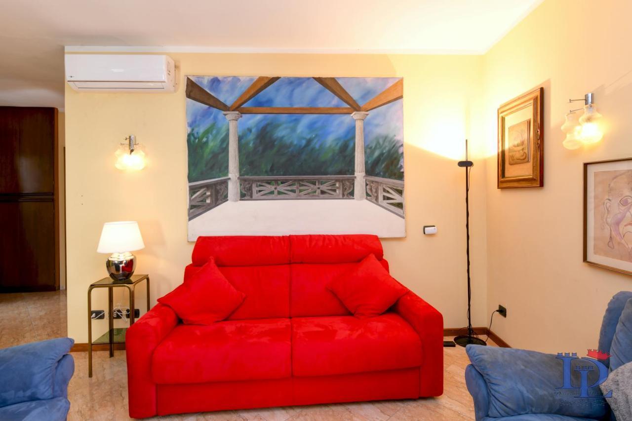 Desenzanoloft Official Partner Marriott Homes & Villas - Queen Of Sirmione Castle View Eksteriør billede